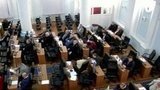 Горсовет Севастополя решает войти в состав России и готовится к референдуму