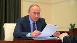Владимир Путин передал врио главы Адыгеи папку с жалобами, поступившими в ходе «Прямой линии»