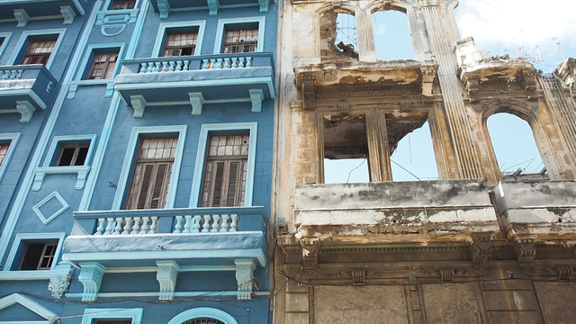 <p>Кубинцы признают, что живут они небогато, а некоторые улицы старой Гаваны не ремонтировались со времен революции. Но каждый вам скажет, что любит свою страну больше всего на свете</p>