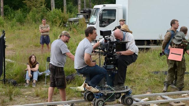 Одной из главных мотиваций режиссера было снять «кино, которое хватает за горло и заставляет плакать»