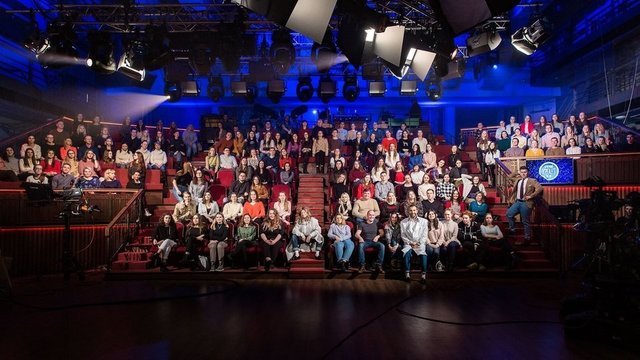 <p>Фотолестница за 29 января 2020 года. Гости студии: Дмитрий Маликов, Аглая Тарасова и Александр Петров.</p>