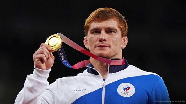 <p>Борец греко-римского стиля Муса Евлоев завоевал золото в весовой категории до 97 кг </p>