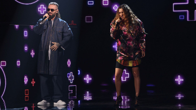 <p>Burito и жена Оксана Устинова</p>