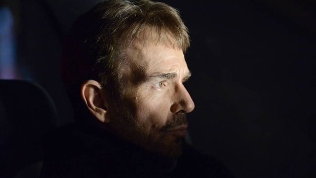 Дурацкая прическа героя Торнтона не осталась без внимания зрителей и критиков и стала своего рода «олицетворением зла».