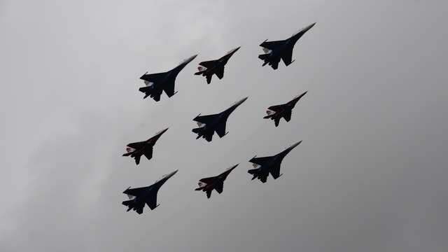 <p>Гостям продемонстрировали фигуры высшего пилотажа.</p>