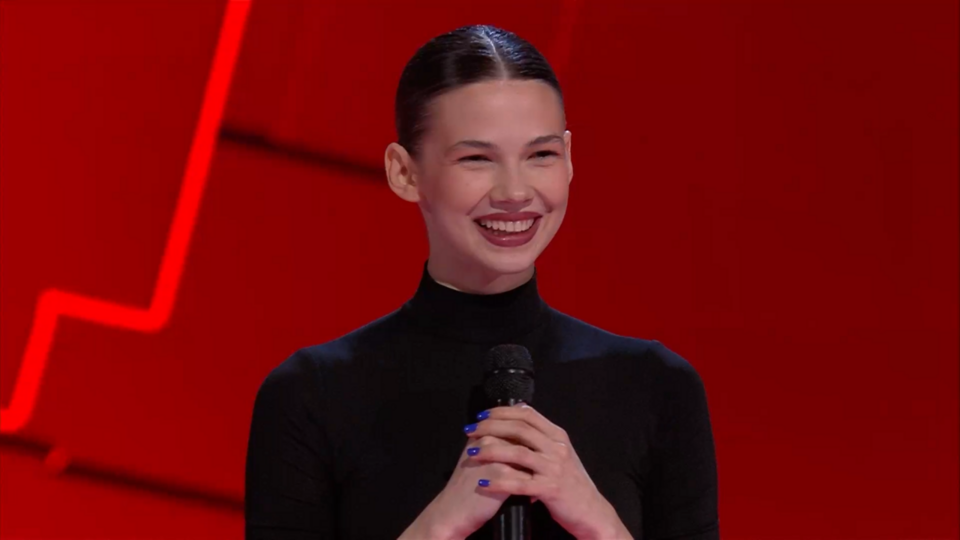 Александра Новгородова