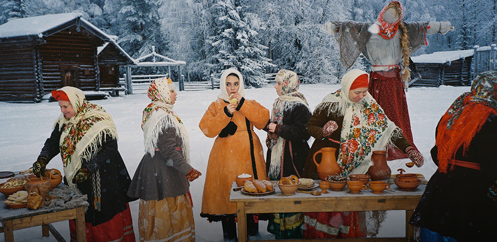 Как на масленой неделе. Хочется праздника