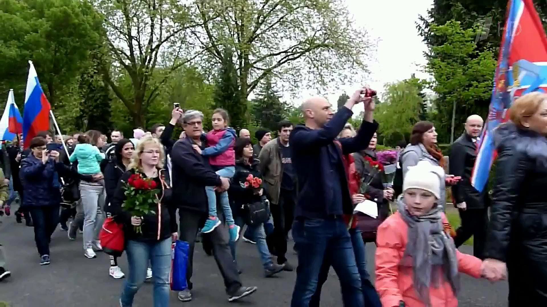 Бессмертный полк на первом канале отправить фото