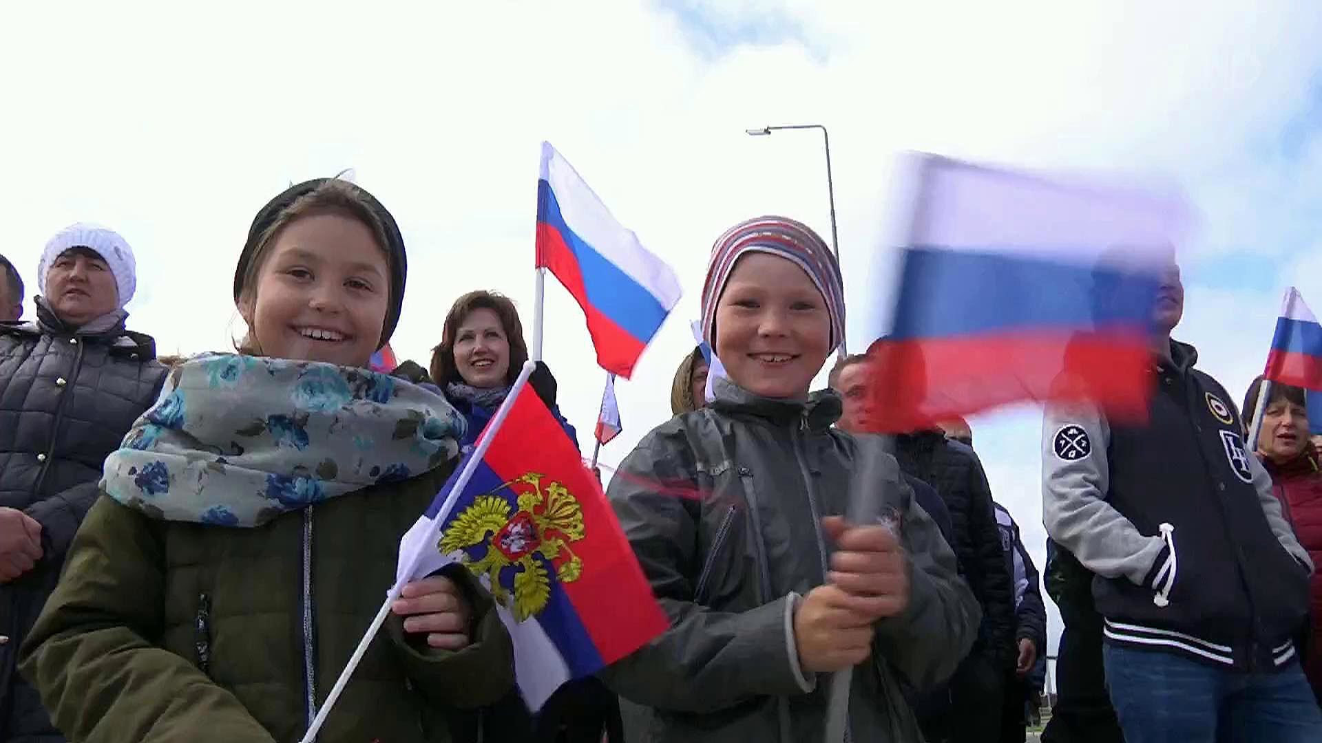 Новост россии. Россияне. Митинг на манежной площади 2021. Жители россии. События в стране и регионе.