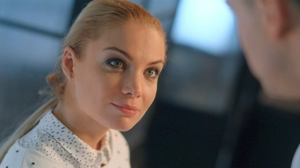 Анонс сериала «25-й час» (Первый канал, 2019): «Пап, как ты считаешь, у мамы кто-нибудь появиться может?»