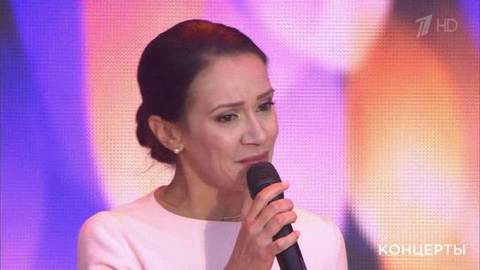 Валентина Бирюкова — «Сестры России». День семьи, любви и верности. Праздничный концерт. Фрагмент выпуска от 07.07.2019