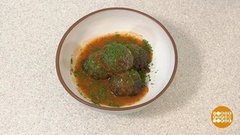 Сочные котлеты с зеленым маслом. Доброе утро. Фрагмент выпуска от 15.10.2019