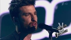 Ринат Альбиков. «Вернись в Сорренто». «Luna mezz'o mare». Голос 8. Слепое прослушивание. Фрагмент выпуска от 18.10.2019