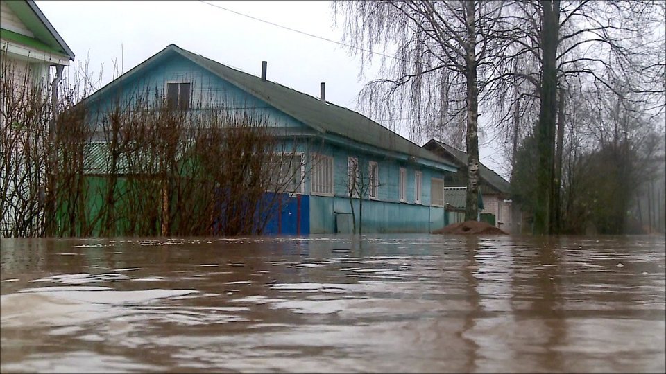 Проливные дожди вызвали наводнения сразу внескольких российских регионах. Новости. Первый канал