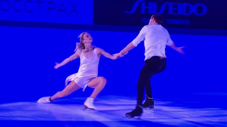 Камила валиева танец уэнсдей. Камила валиева в образе уэнсдей. Румба показательные выступления. Румба показательные выступления. Камила валиева уэнсдэй.