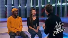 «Мы не волнуемся, весело берем бревнышко и идем», — Валерий Сюткин перед Поединком Виктории Карачун и Арсена Мукенди. Голос 8. Фрагмент выпуска от 29.11.2019