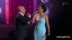 Алла Рид и Александр Шоуа — «Тум-балалайка». «Три аккорда». Большой праздничный концерт. Фрагмент выпуска от 15.12.2019