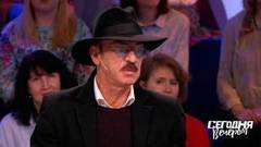 «Только мать, больше ролей у нее нет» — Михаил Боярский рассказал, какой должна быть правильная жена. Сегодня вечером. Фрагмент выпуска от 14.12.2019