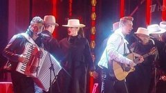 Алексей Воробьев, Петр Дранга и «Тодес» — «Сумасшедшая». Новогодний концерт. Трансляция с ВДНХ. Фрагмент выпуска от 01.01.2020