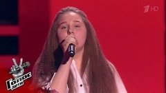 Полина Грознова. «Стороною дождь». Голос.Дети-7. Слепое прослушивание. Фрагмент выпуска от 13.03.2020