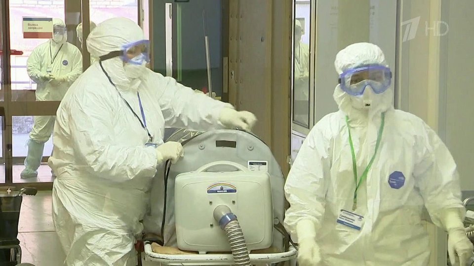 Использование масок и средств дезинфекции