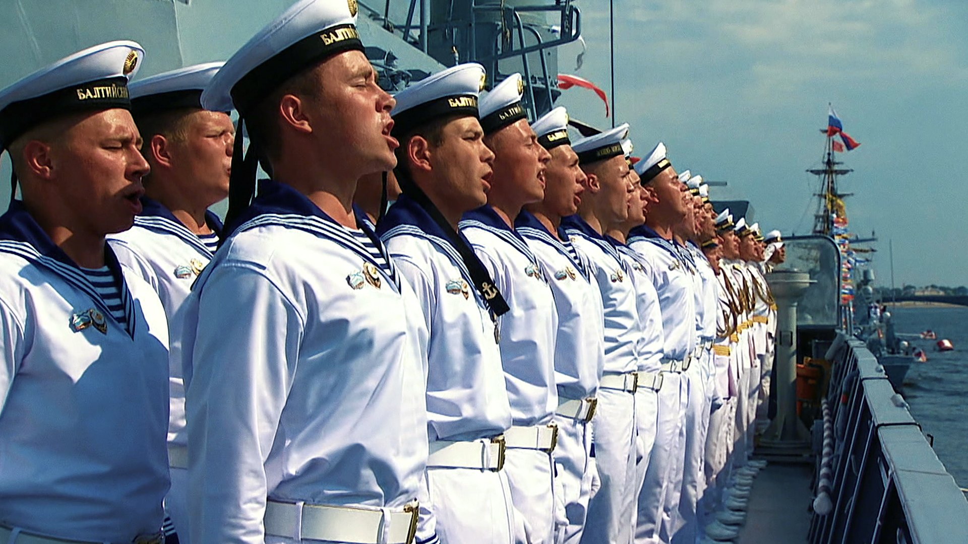 Торжественный парад ко Дню Военно-морского флота РФ