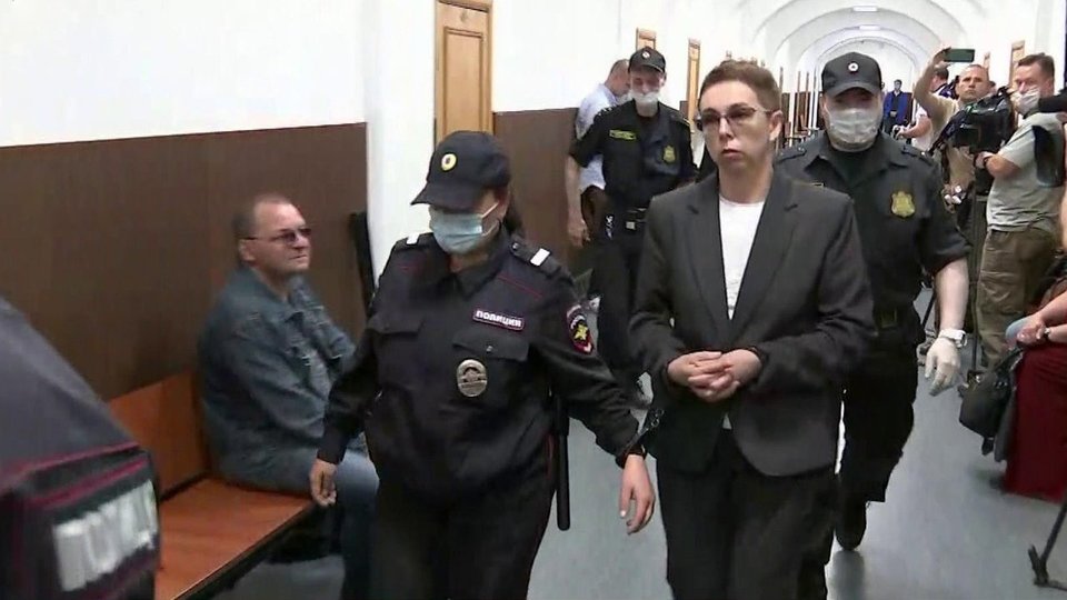 В России пытаются оправдать торговцев детьми: В суррогатном деле новые подвижки