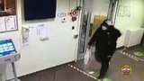 В Москве задержали мужчину, который попытался с помощью записки ограбить банк