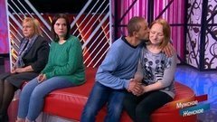 «Никому не позволю мою женщину обижать!» – в студию пришел мужчина, влюбленный в героиню программы. Мужское / Женское. Фрагмент