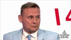 «Не отец!»: жену Степана Меньщикова обвинили в измене. На самом деле