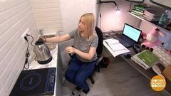 Квадратный метр с кепкой. Доброе утро. Фрагмент