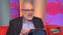 «То, что вы творите, это просто стыдоба!» — ведущие взывают к чиновнику. Мужское / Женское. Фрагмент