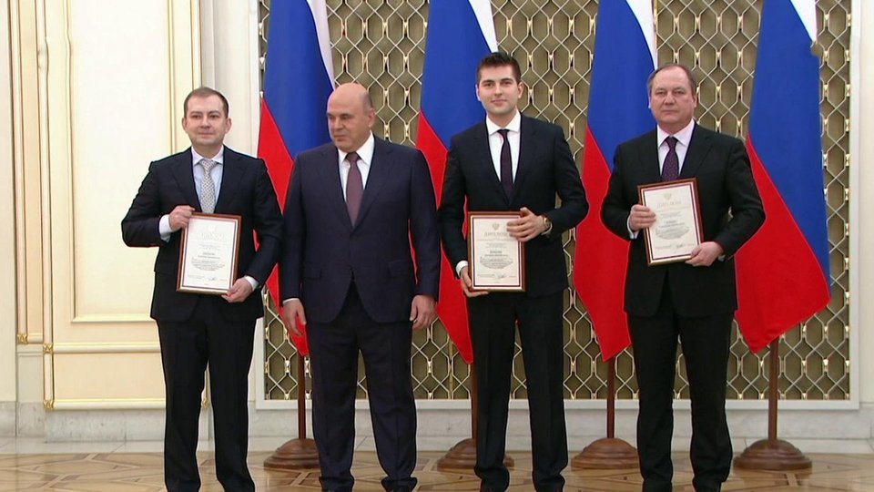 Men manamni yaladim VK-da qattiq jinsiy aloqa