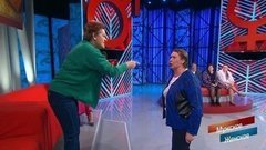 «Ты всю жизнь пропила!» — участницы программы устроили скандал в студии. Мужское / Женское. Фрагмент