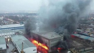 Крупный пожар тушили этой ночью в подмосковных Люберцах