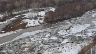 Десятки мостов, дороги и сотни дачных участков подтоплены в регионах Поволжья