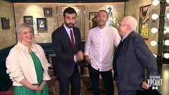 Иван приветствует гостей в театральном фойе. Пролог. Вечерний Ургант