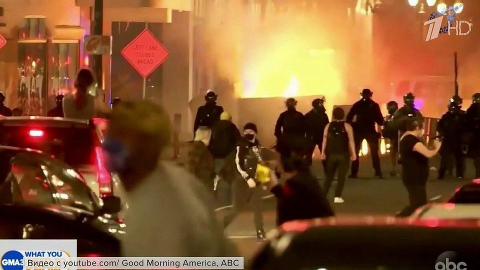 В США после дела Флойда стражи порядка чаще закрывают глаза на нарушения, чтобы не быть обвиненными в расизм. Новости. Первый канал - Vimarsana News