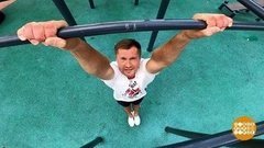 Алексей Немов приглашает на турник. Доброе утро. Фрагмент