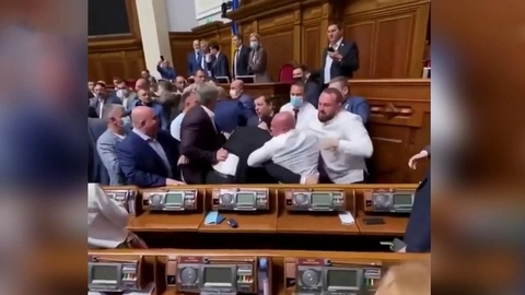 Депутатов Верховной рады могут обязать проходить медицинский осмотр перед началом сессий