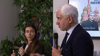 Немецкий оперный режиссер Ханс-Йоахим Фрай стал гражданином России