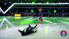 Татьяна Тотьмянина и Иван Колесников — «Иду, курю». Ледниковый период 2021. Фрагмент 