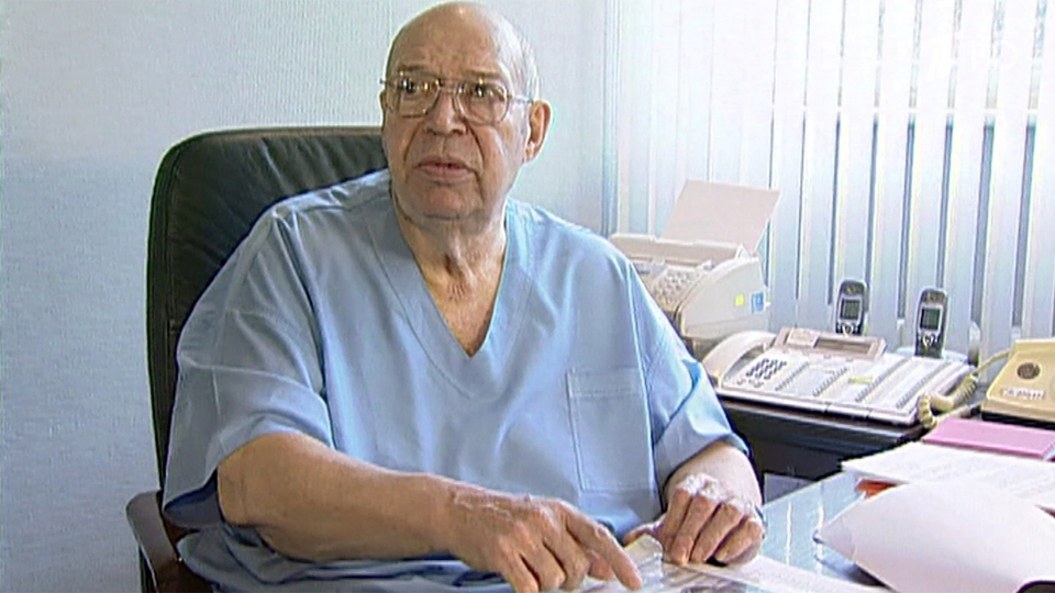 90 лет исполнилось со дня рождения легендарного хирурга Валерия Ивановича Шумакова