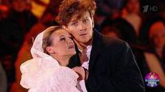 Татьяна Волосожар и Федор Федотов — «Bottle Dance (Wedding)» / «Sunrise, Sunset». Ледниковый период 2021. Фрагмент 