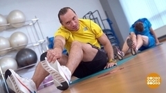 Растягиваем поясницу. Доброе утро. Фрагмент 