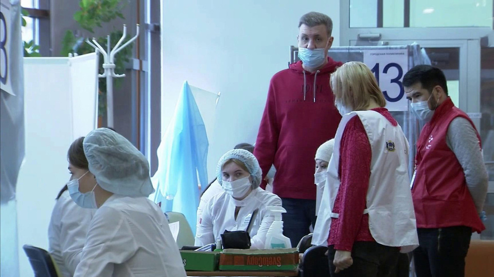 Участники всероссийской акции «Мы вместе» помогают врачам и всем, кому сейчас трудно