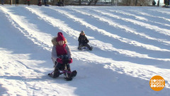 Снегокат против санок. Доброе утро. Фрагмент 