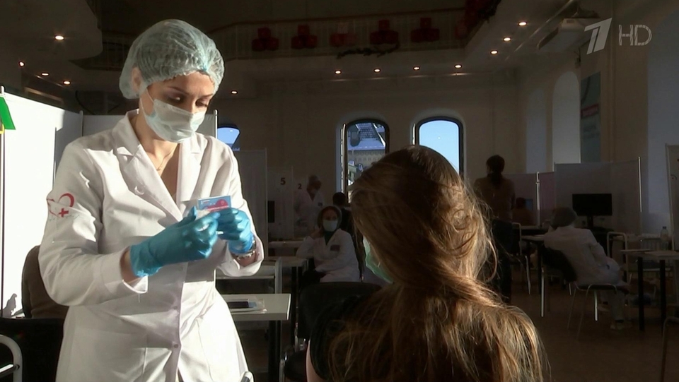 В России за последние сутки выявлено 16 735 новых случаев коронавируса