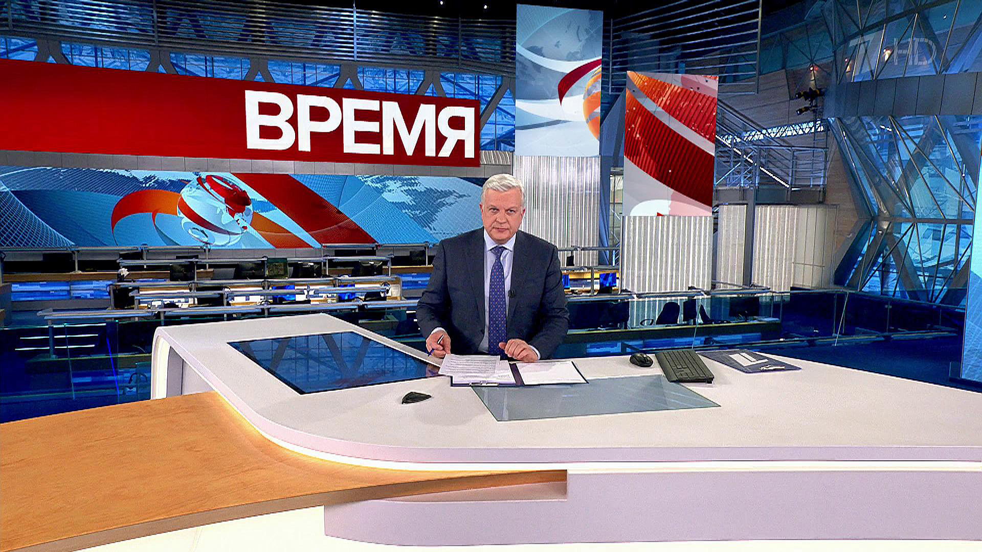 Выпуск программы "Время" в 21:00 13 января 2022