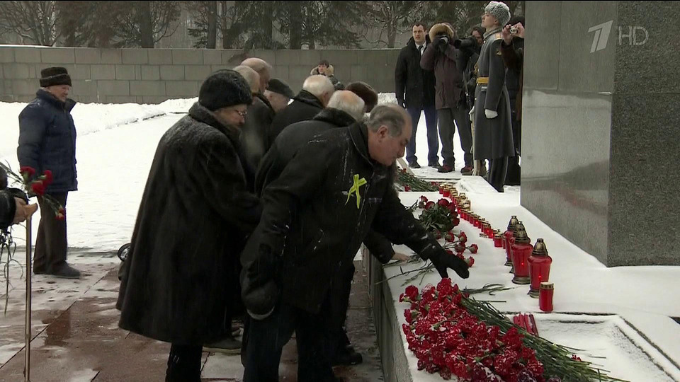 Прорыв блокады произошел. 18 Января прорыв блокады. Блокада Ленинграда прорыв блокады. Прорыв Ленинградской блокады.